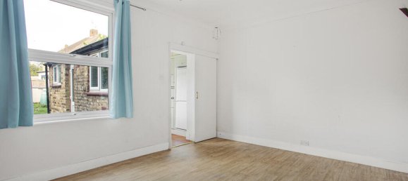 3 bedrooms House in Twickenham, United Kingdom No. 8501 8