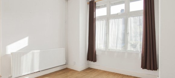 3 bedrooms House in Twickenham, United Kingdom No. 8501 6