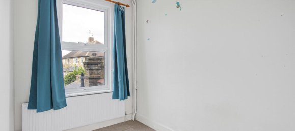 3 bedrooms House in Twickenham, United Kingdom No. 8501 14