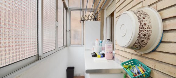 Apartamento de 4 dormitorios en Zaragoza, Spain No. 61528 10