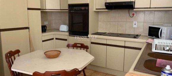 5 bedrooms Villa in Msida, Malta No. 3527 4