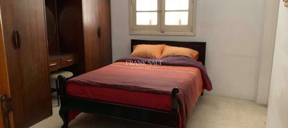 5 bedrooms Villa in Msida, Malta No. 3527 8