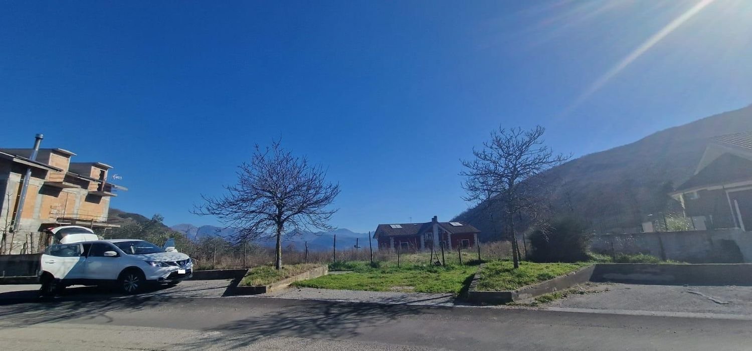 1100m² Land in Castiglione del Genovesi, Italy No. 300327