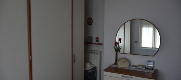 3غرفة فيلا في Luino, Italy رقم 334223 36