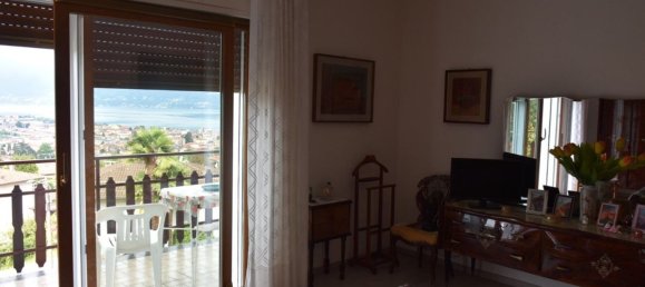 3غرفة فيلا في Luino, Italy رقم 334223 15