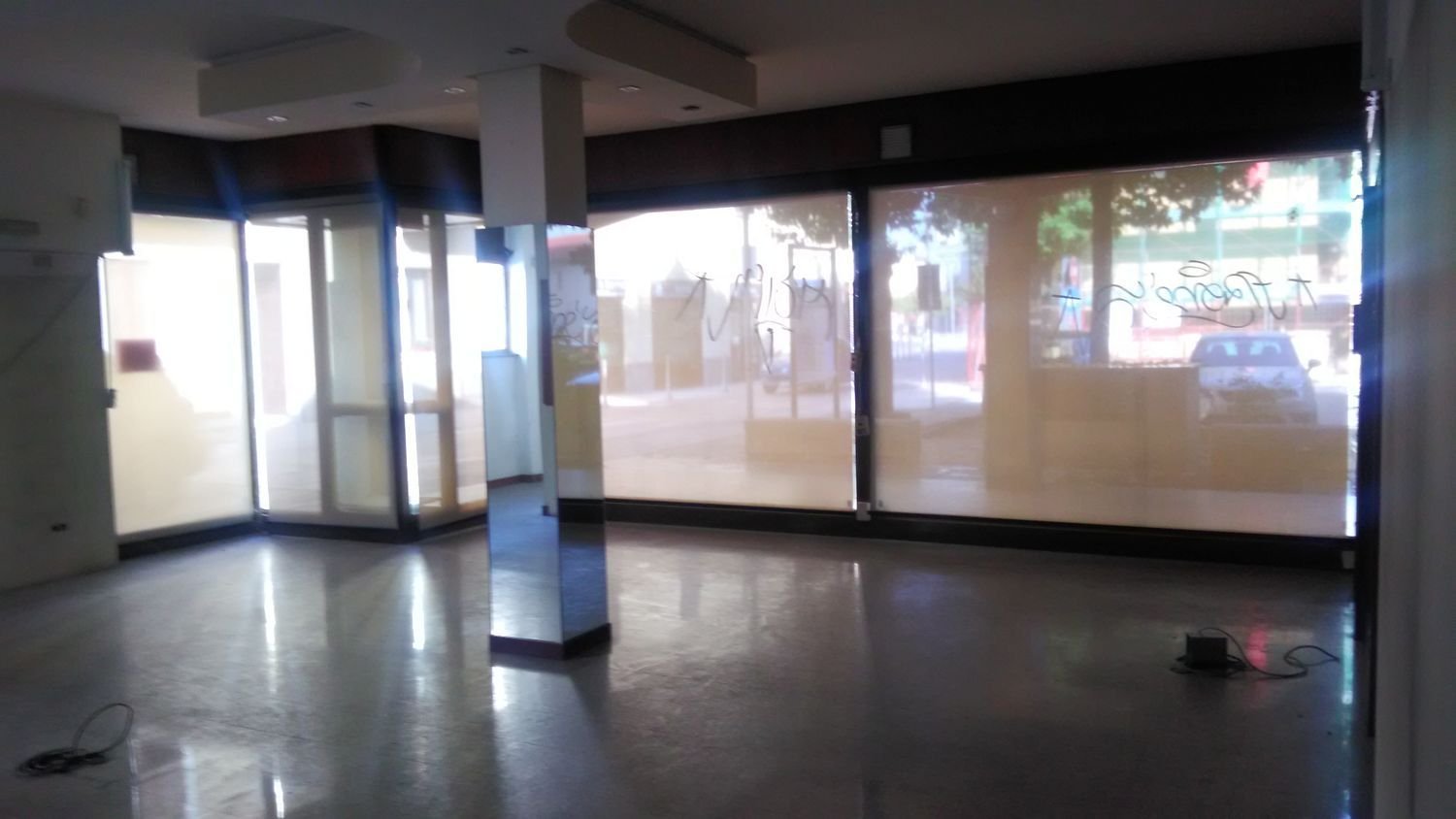  عقار تجاري في Pogliano Milanese, Italy 200متر مربع رقم 142633