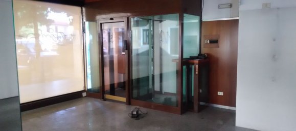 عقار تجاري في Pogliano Milanese, Italy 200متر مربع رقم 142633 2