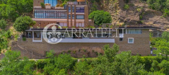 Apartamento de 14 habitaciónes en Florence, Italy No. 286741 11