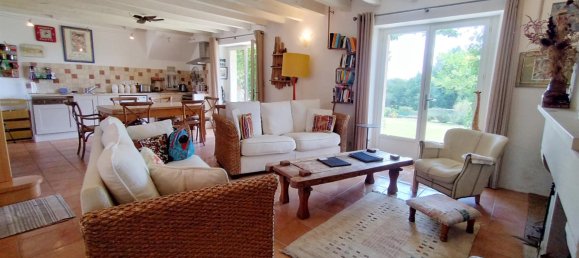 5 bedrooms House in Lautrec, France No. 300176 4