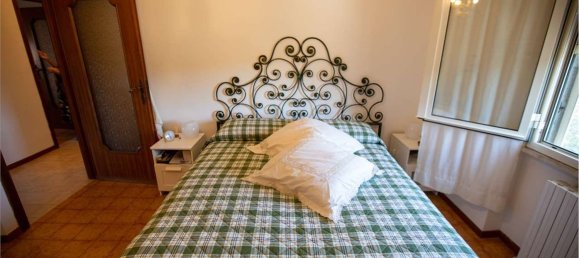 4 rooms Apartment in Capalbio, Italy No. 300108 10