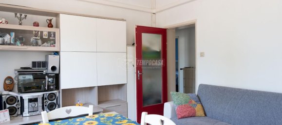3 rooms Apartment in Ferrara, Italy No. 93038 9