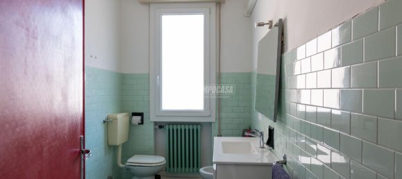 3 rooms Apartment in Ferrara, Italy No. 93038 15