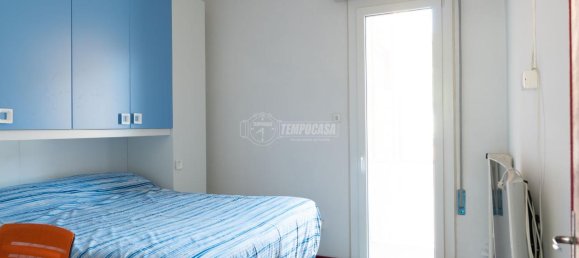 3 rooms Apartment in Ferrara, Italy No. 93038 11