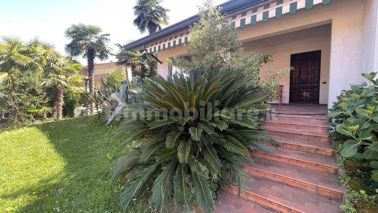 3 bedrooms Villa in Musile di Piave, Italy No. 341380