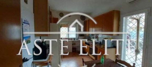 Apartamento de 6 habitaciónes en Rome, Italy No. 204591 13