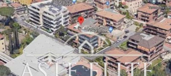 Apartamento de 6 habitaciónes en Rome, Italy No. 204591 2