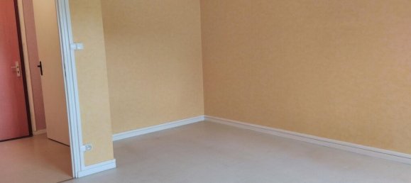 Studio in Troyes, France, Nr. 317317 2