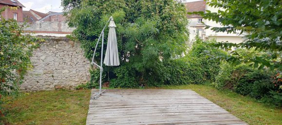 3 bedrooms House in Crepy-en-Valois, France No. 94071 17