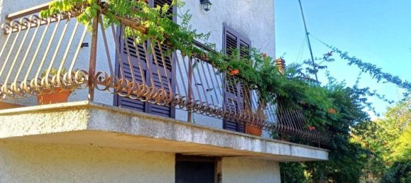 5 rooms Villa in Latina, Italy No. 289816 3
