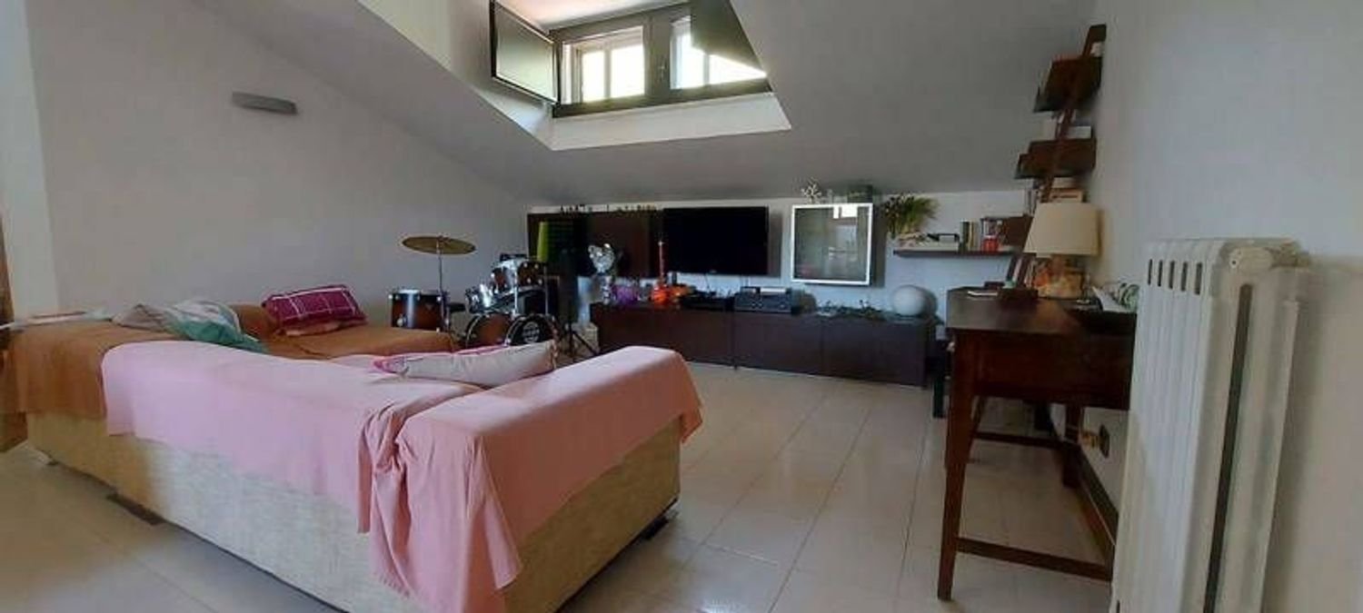 3 rooms Apartment in Mercogliano, Italy No. 128457