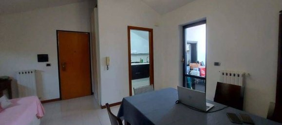 3 rooms Apartment in Mercogliano, Italy No. 128457 4