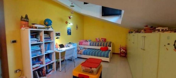 3 rooms Apartment in Mercogliano, Italy No. 128457 13