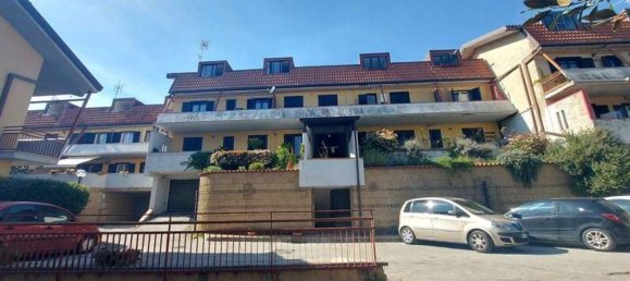 3 rooms Apartment in Mercogliano, Italy No. 128457 19