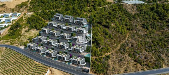 Villa 4+1 in Kargicak, Turkey No. 10594 7