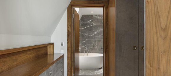 4 bedrooms Apartment in London, United Kingdom No. 13130 23