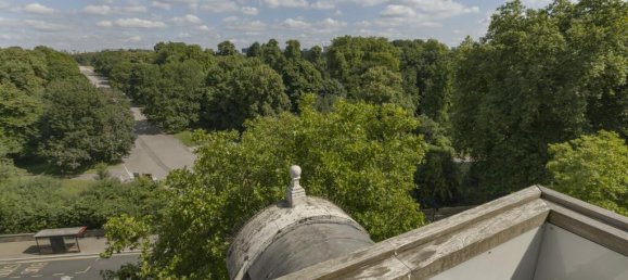 4 bedrooms Apartment in London, United Kingdom No. 13130 14