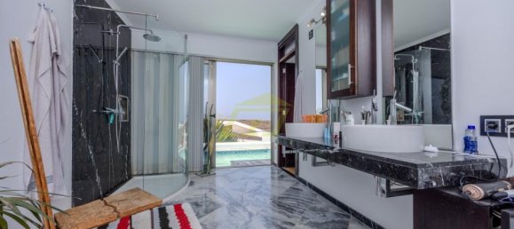 5 bedrooms Villa in Tenerife, Spain No. 163214 7