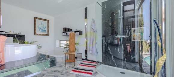 5 bedrooms Villa in Tenerife, Spain No. 163214 6