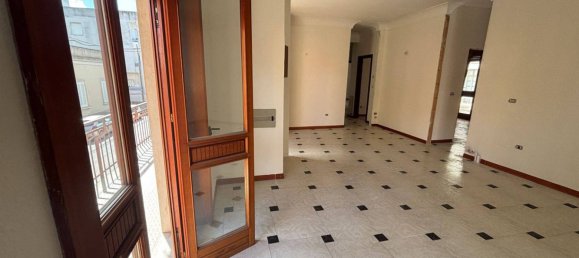 3 Schlafzimmer Wohnung in Parabita, Italy, Nr. 334419 5