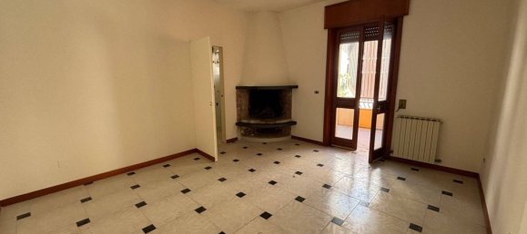 3 Schlafzimmer Wohnung in Parabita, Italy, Nr. 334419 9