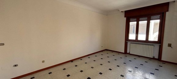 3 Schlafzimmer Wohnung in Parabita, Italy, Nr. 334419 8