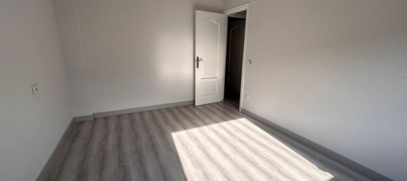 3 Schlafzimmer Wohnung in Gijon, Spain, Nr. 169891 17