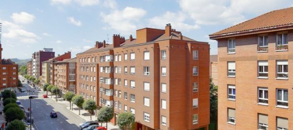 3 Schlafzimmer Wohnung in Gijon, Spain, Nr. 169891 3