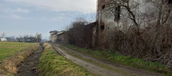 20 rooms House in Settimo Torinese, Italy No. 212142 3