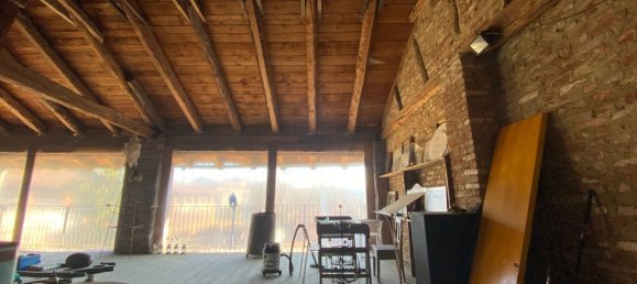 20 rooms House in Settimo Torinese, Italy No. 212142 17