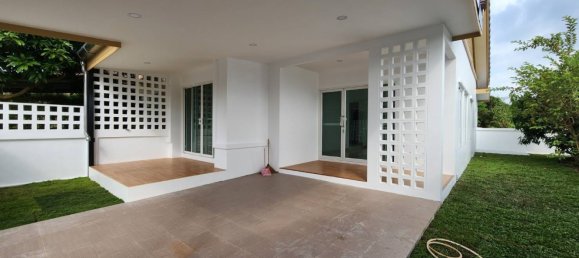 2 bedrooms Cafe / restaurant in Phuket, Thailand No. 7812 7