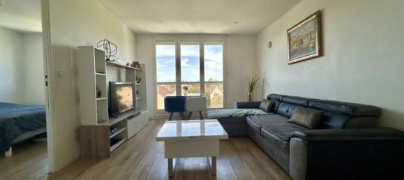 3 bedrooms Apartment in Val-d'Oise, France No. 362128 3