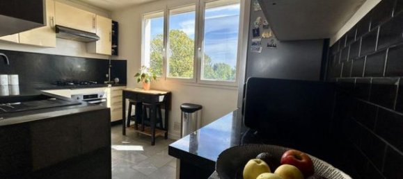 3 bedrooms Apartment in Val-d'Oise, France No. 362128 5