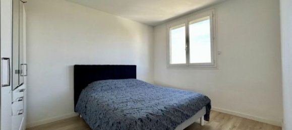 3 bedrooms Apartment in Val-d'Oise, France No. 362128 7