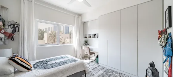 4 Schlafzimmer Villa in Meadows, UAE, Nr. 108298 13