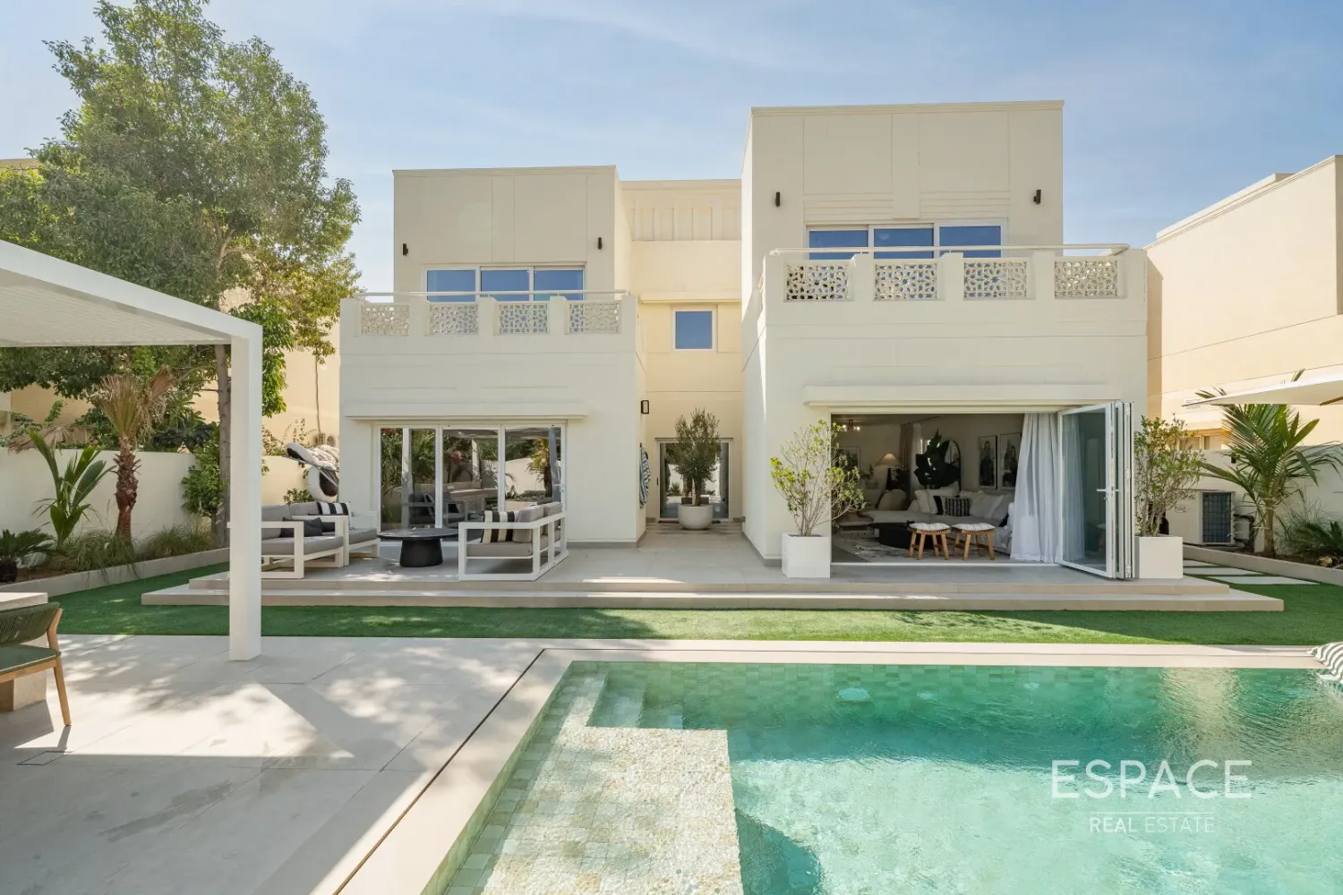 4 Schlafzimmer Villa in Meadows, UAE, Nr. 108298