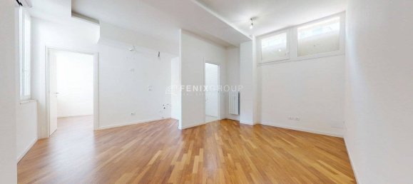 1 bedroom Apartment in Milan, Italy No. 348606 2