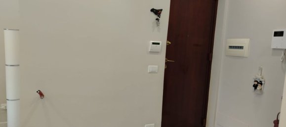 5 rooms Apartment in Palermo, Italy No. 46090 2