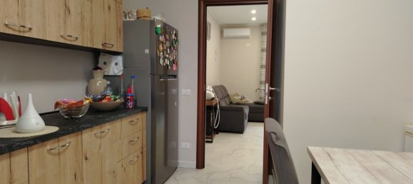 5 rooms Apartment in Palermo, Italy No. 46090 6