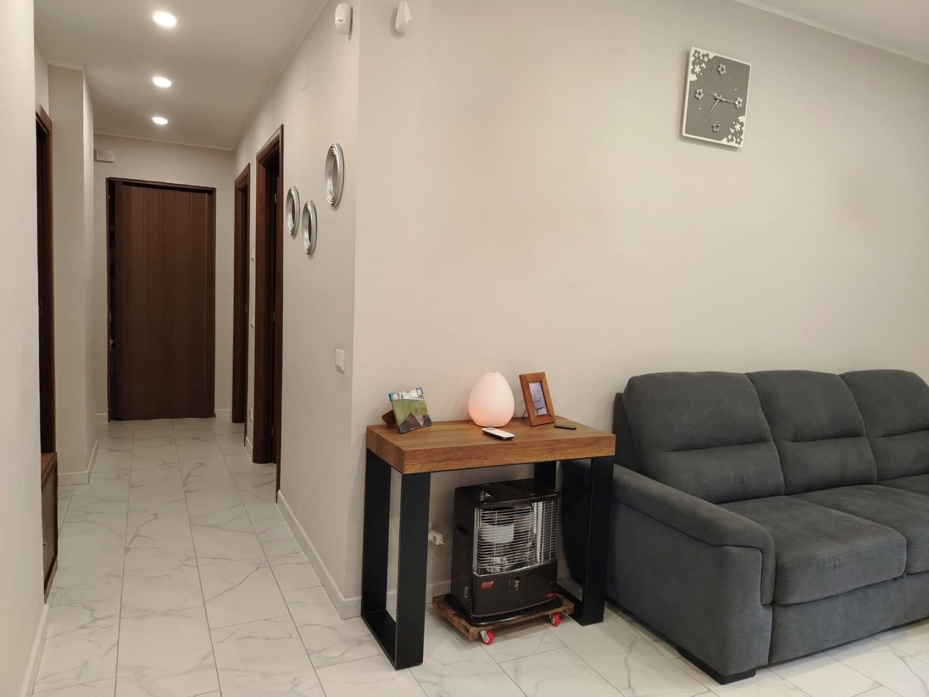 5 rooms Apartment in Palermo, Italy No. 46090