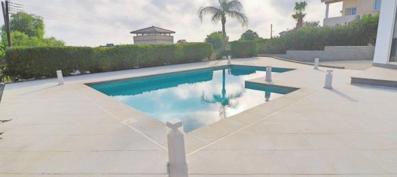 4 bedrooms Villa in Sea Caves, Cyprus No. 23055 14